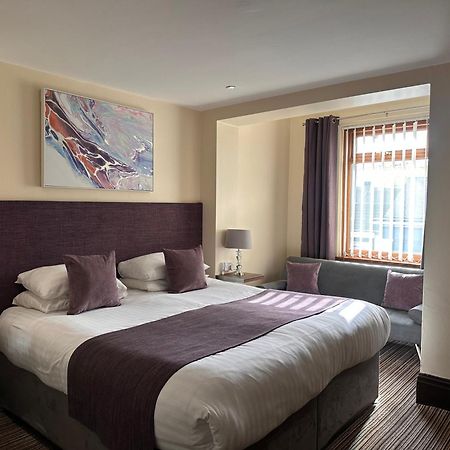 The Bell Guesthouse Питерли Экстерьер фото