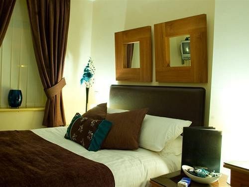 The Bell Guesthouse Питерли Экстерьер фото